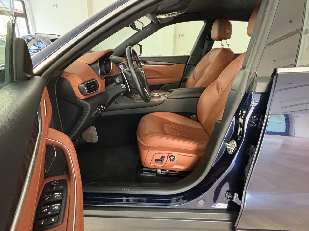 Maserati Levante 3.0 V6 Q4 Granlusso 275cv auto 2018