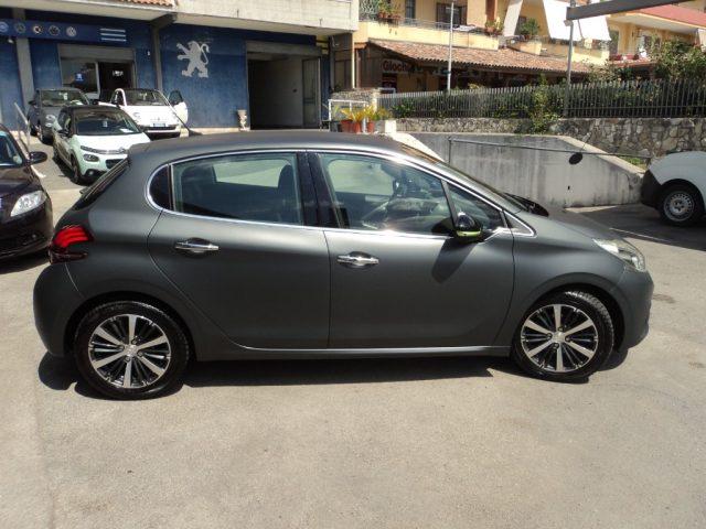PEUGEOT 208 1° serie PureTech 82 5 porte Allure