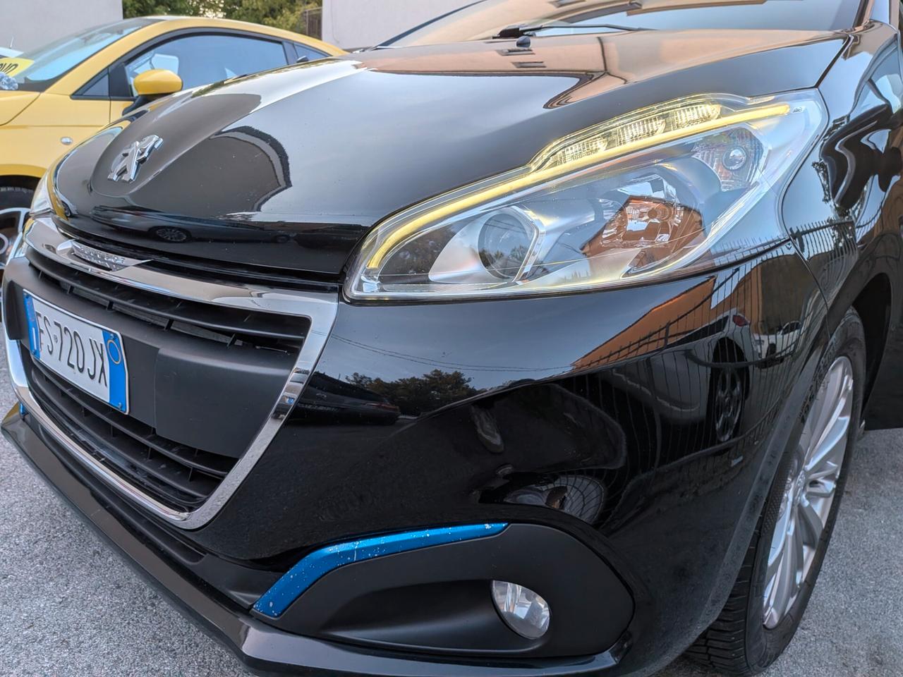 Peugeot 208 1.2 83 CV Allure