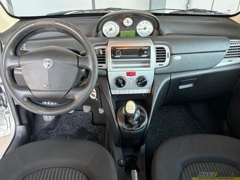 Lancia Ypsilon Ypsilon 1.3 MJT 75 CV Argento