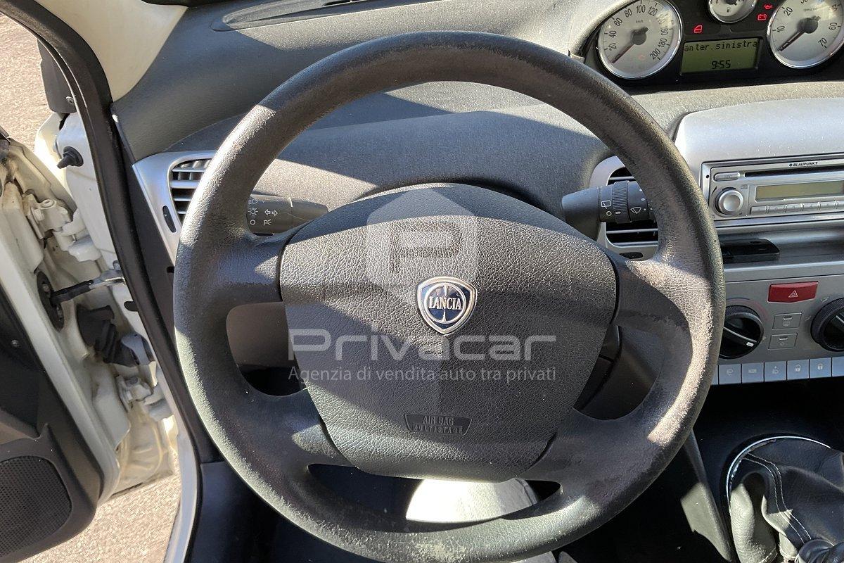 LANCIA Ypsilon 1.2 69 CV Elle
