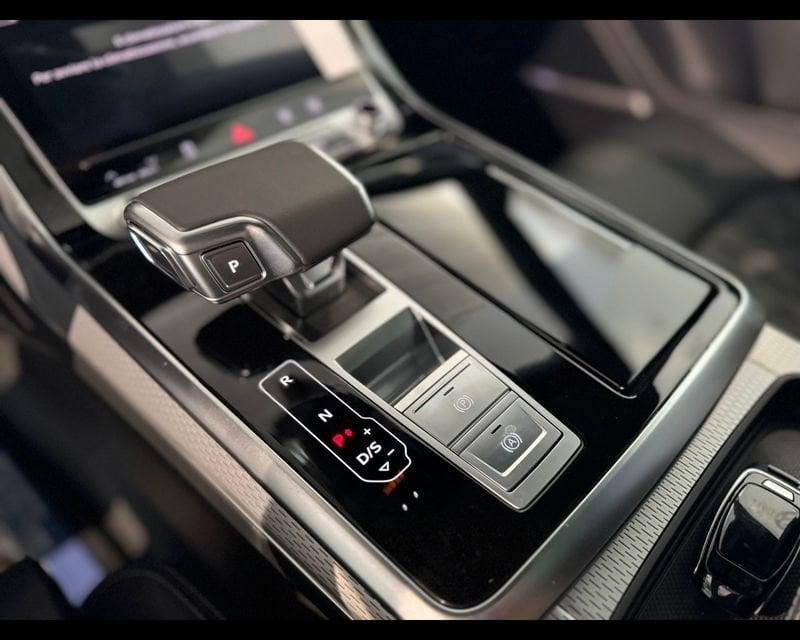 Audi Q8 50 TDI 286 CV quattro tiptronic S line edition
