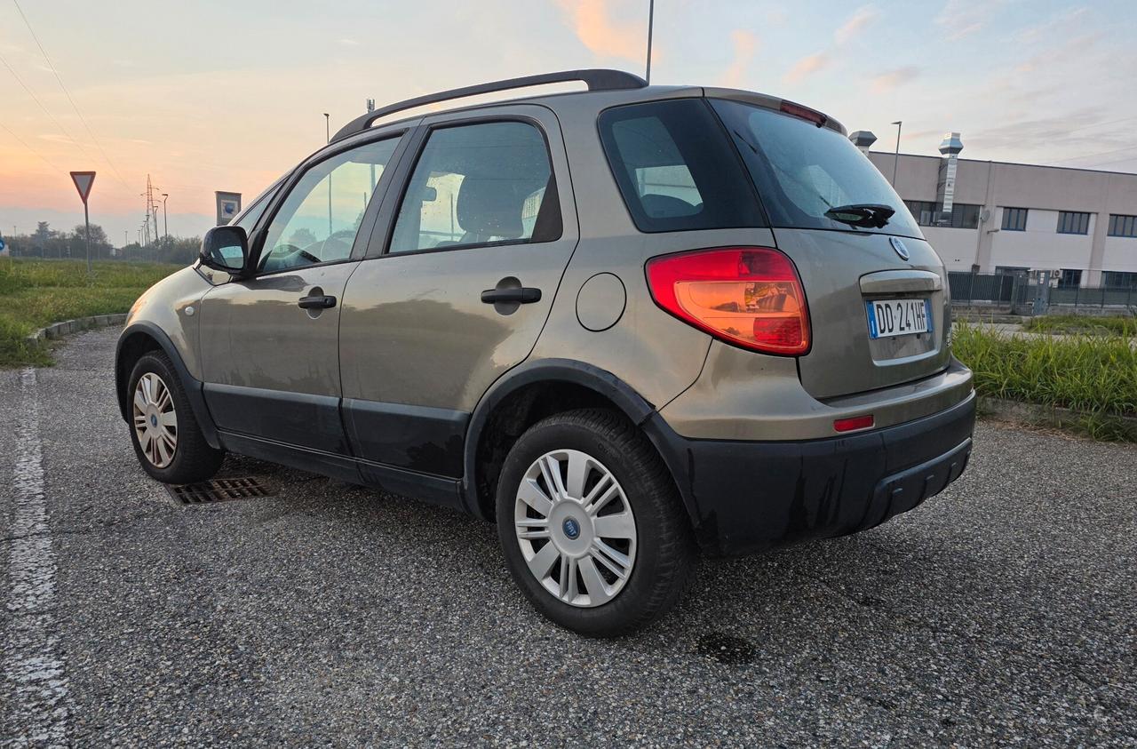 Fiat Sedici 1.9 MJT 4x4 Dynamic