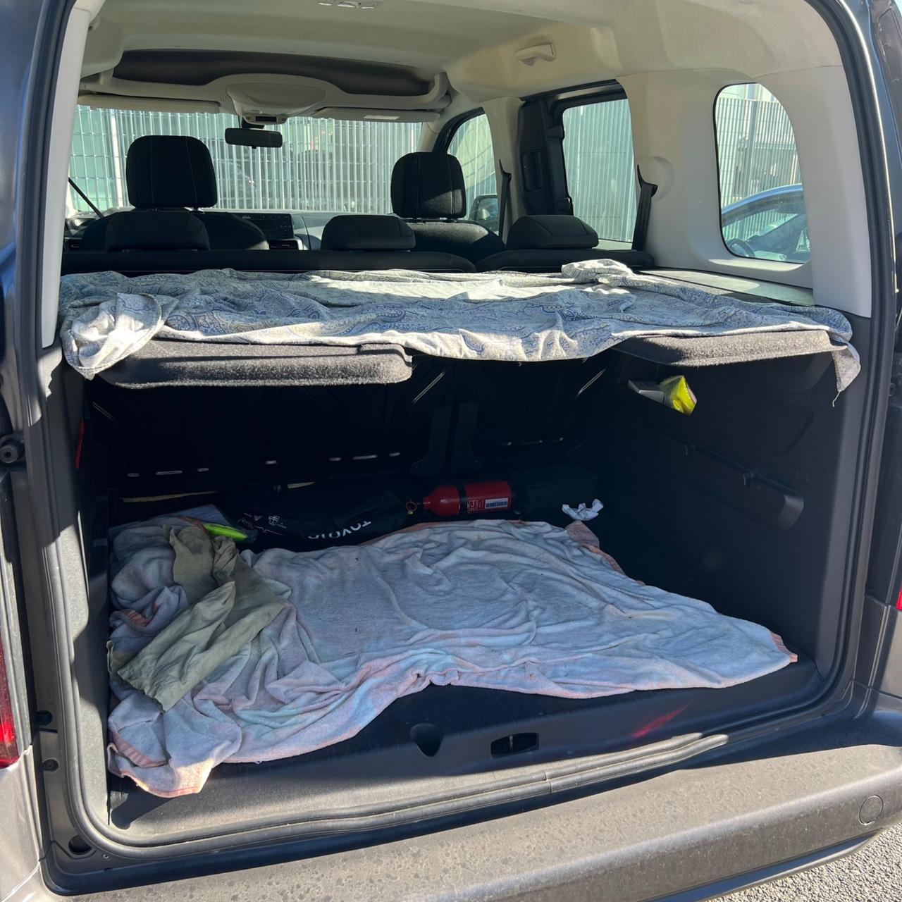 Toyota Proace City Verso 1.2 110 CV S&S Short D Lounge