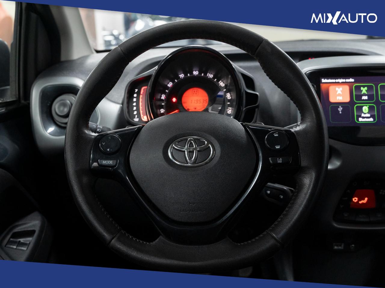 Toyota Aygo 1.0 X-Play Connect 72CV