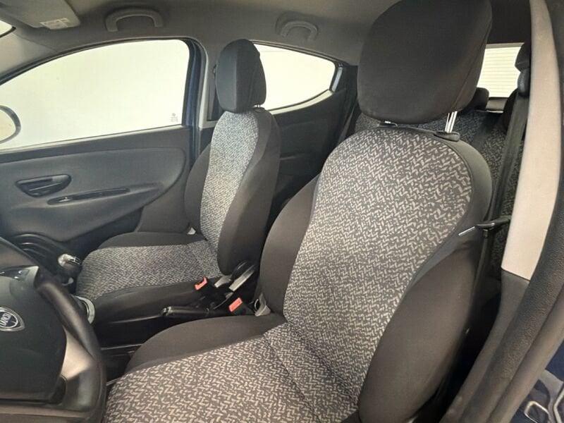 Lancia Ypsilon 1.0 FireFly 70cv S&S Hybrid SILVER