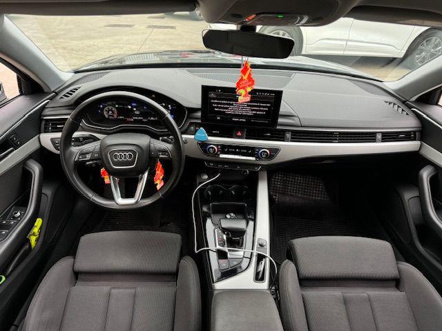 AUDI A4 Avant 40 TDI S tronic S line edition