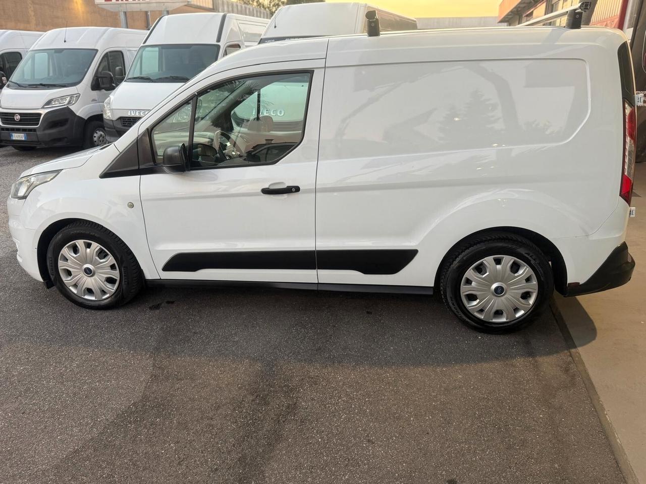 FORD Transit Connect 220 1.5 TDCi 3 posti