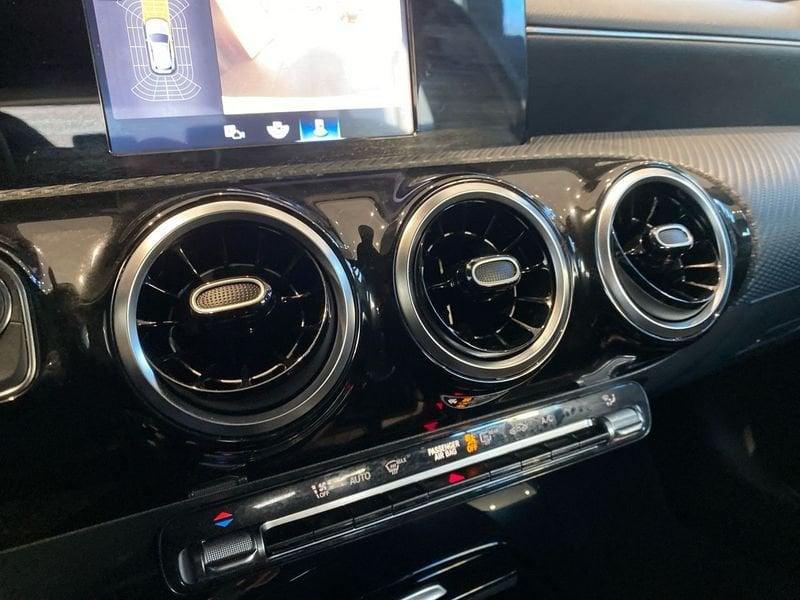 Mercedes-Benz Classe A A 180 d Sport auto