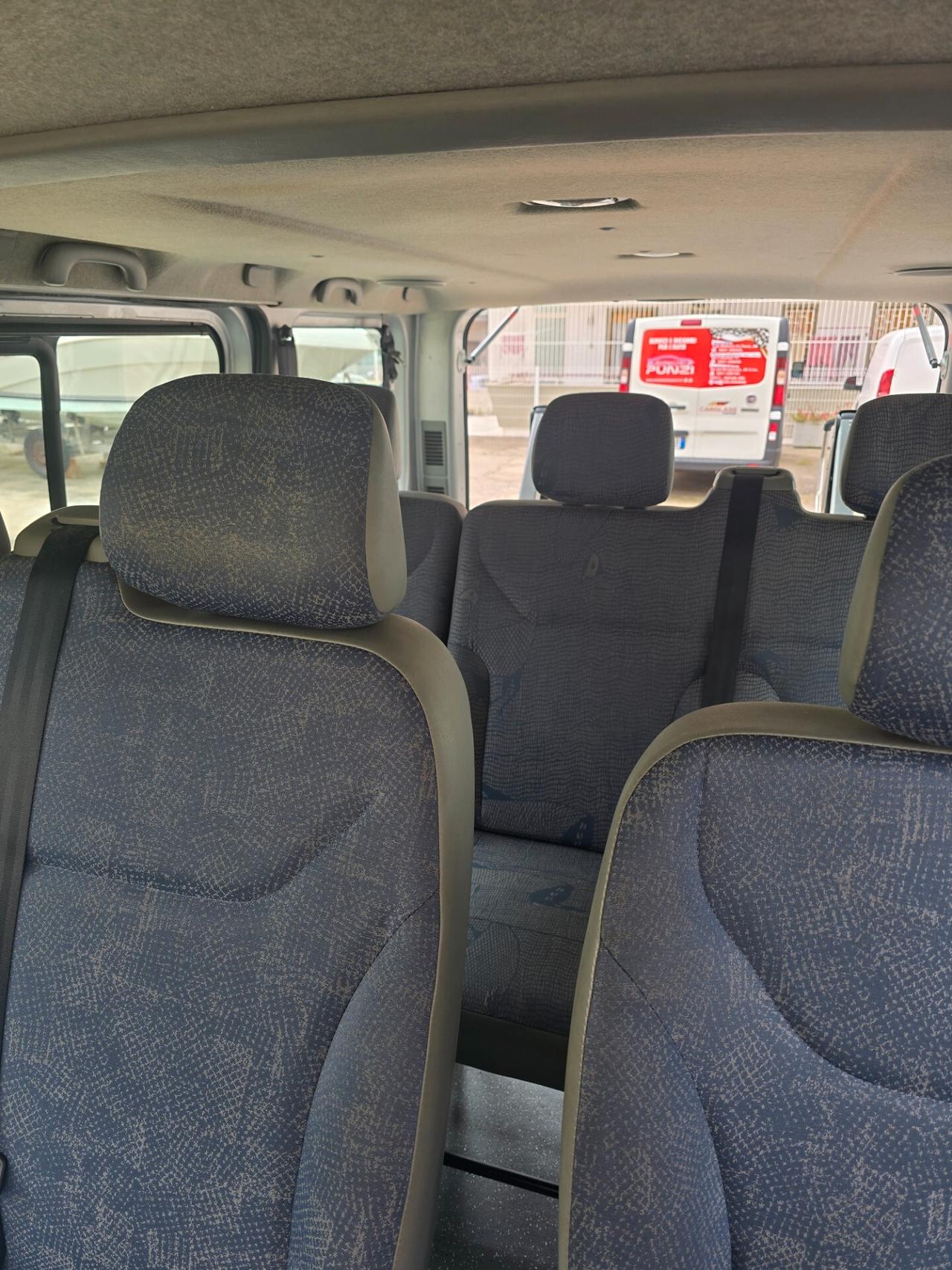 Nissan Primastar – SollevatoreIdraulico per Persone in Carrozzina