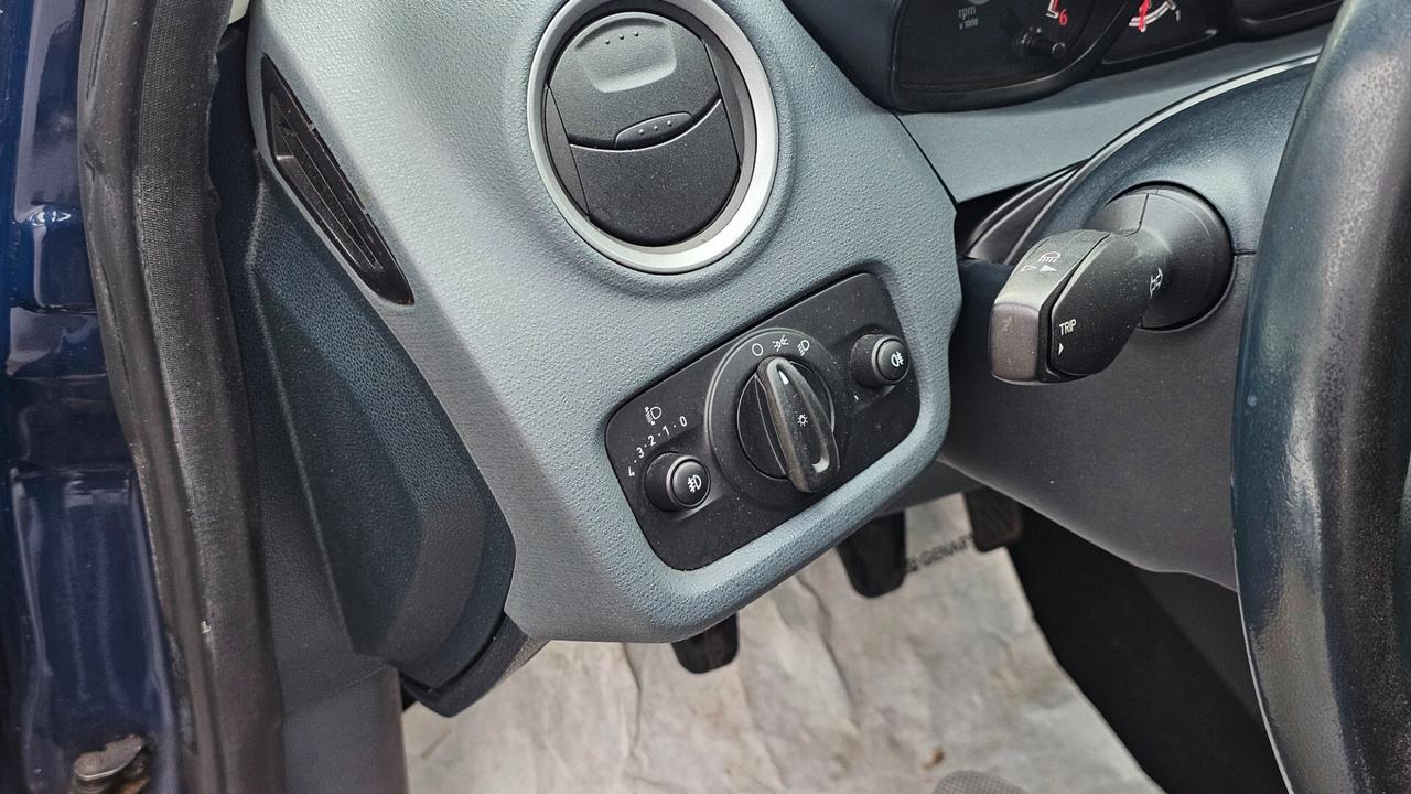 Ford Fiesta 1.4 TDCi 5p. Titanium