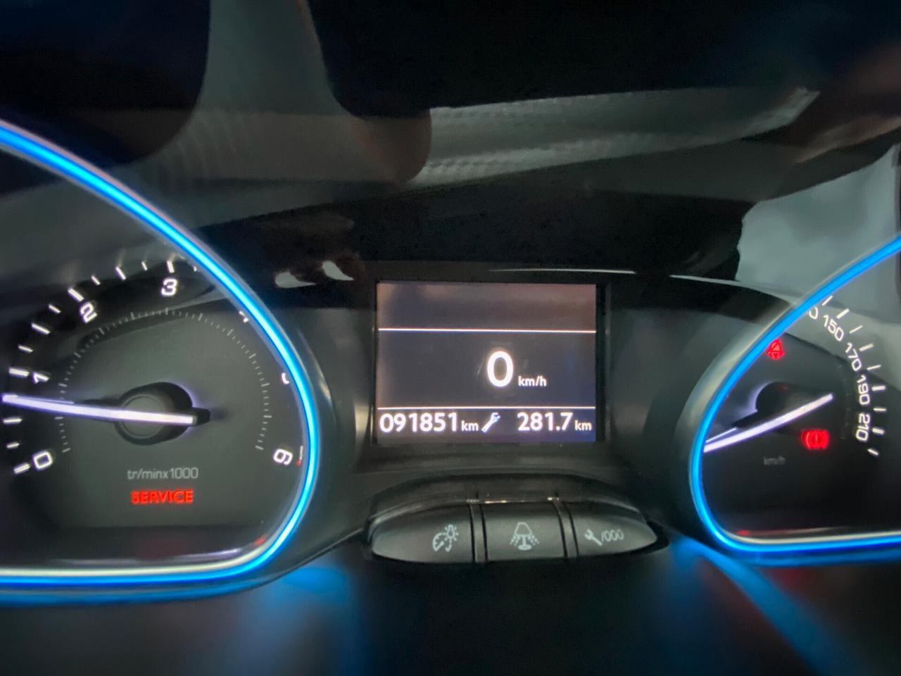 Peugeot 2008 1.6 e-HDi 115 CV Stop&Start Allure