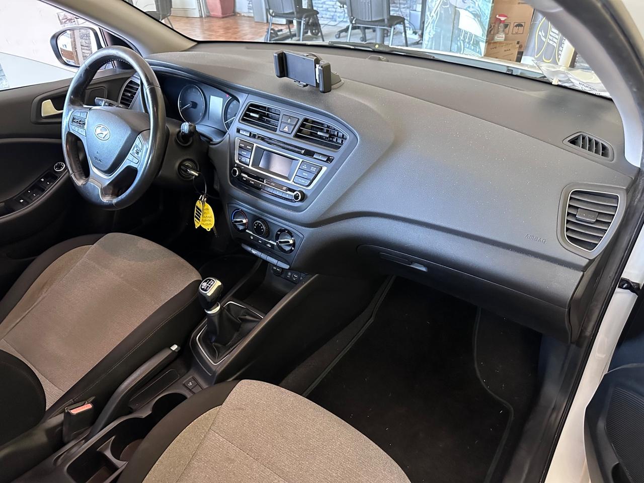 Hyundai i20 1.2benz. Style