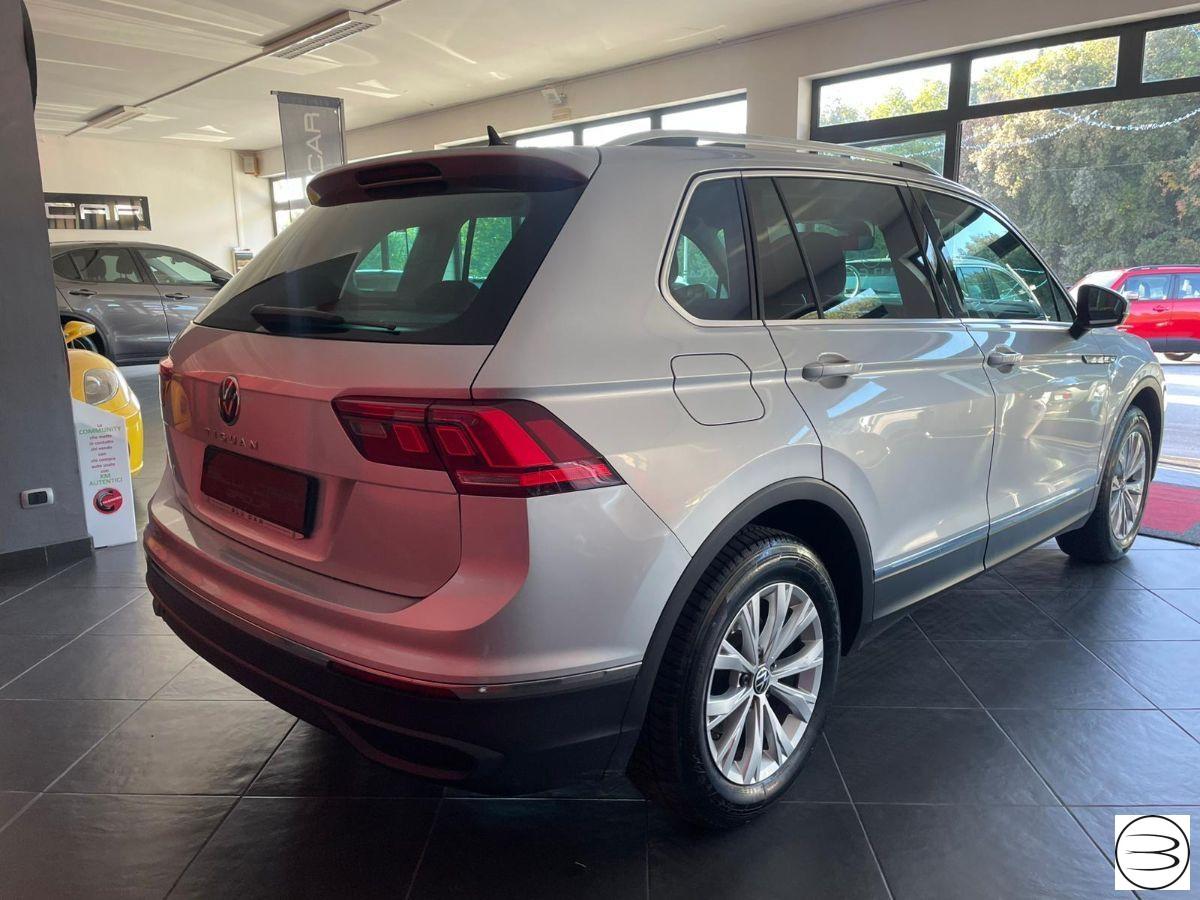 VOLKSWAGEN - Tiguan - 2.0 TDI DSG Style BMT