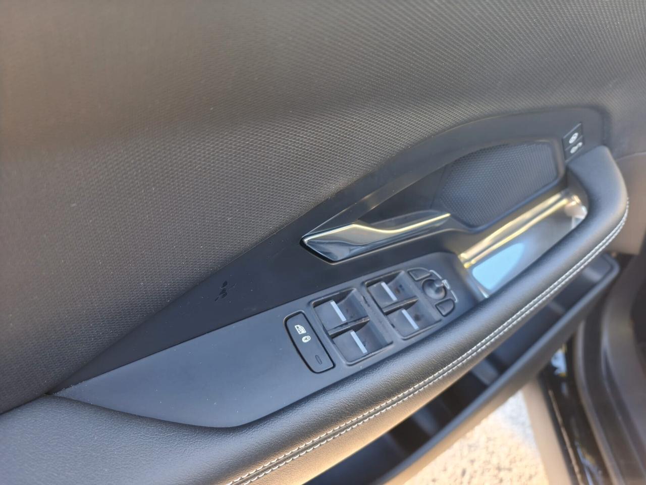 JAGUAR E-PACE R-DYNAMIC AWD 150CV FULL