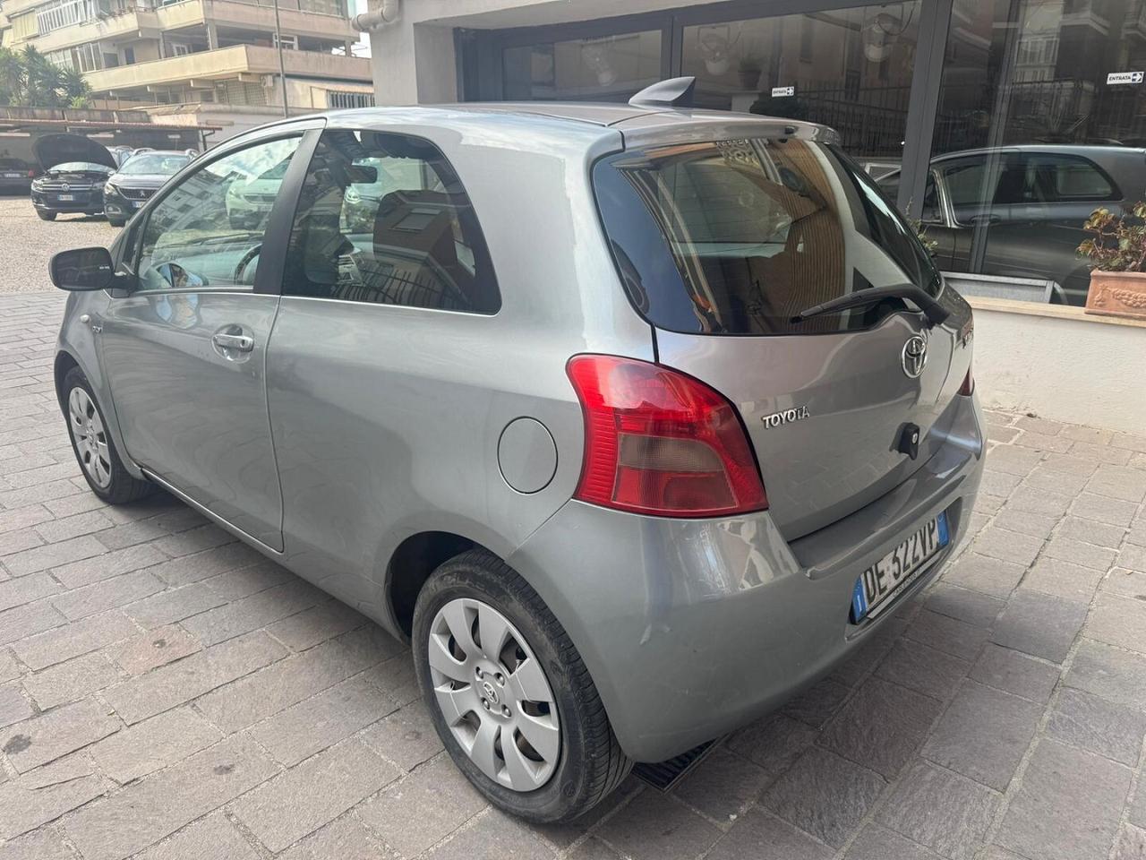 TOYOTA Yaris 1.4 D-4D 3 porte M-MT Sol