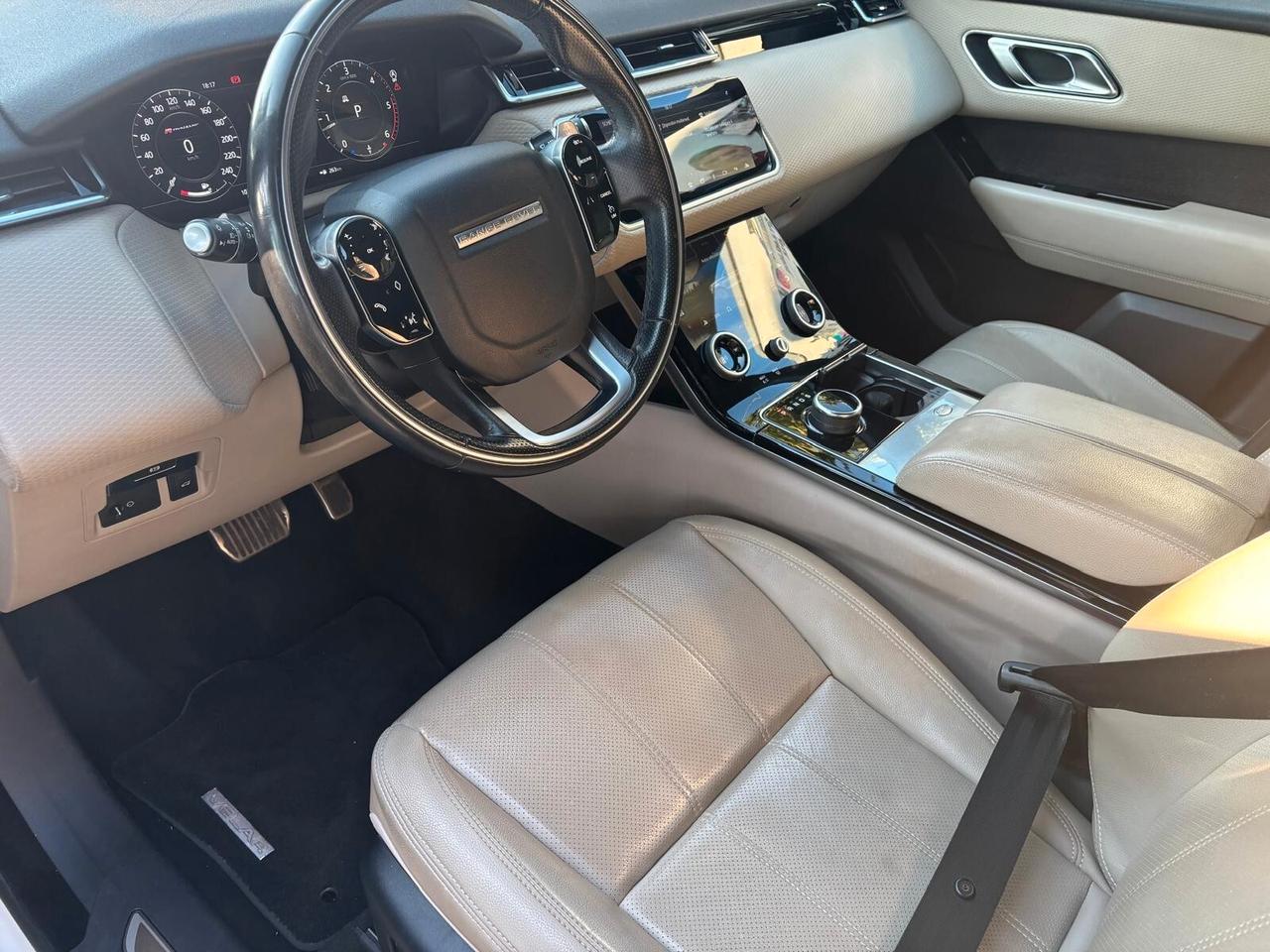 Land Rover Range Rover Velar Land Rover Range Rover Velar R-Dynamic 2.0d 240CV