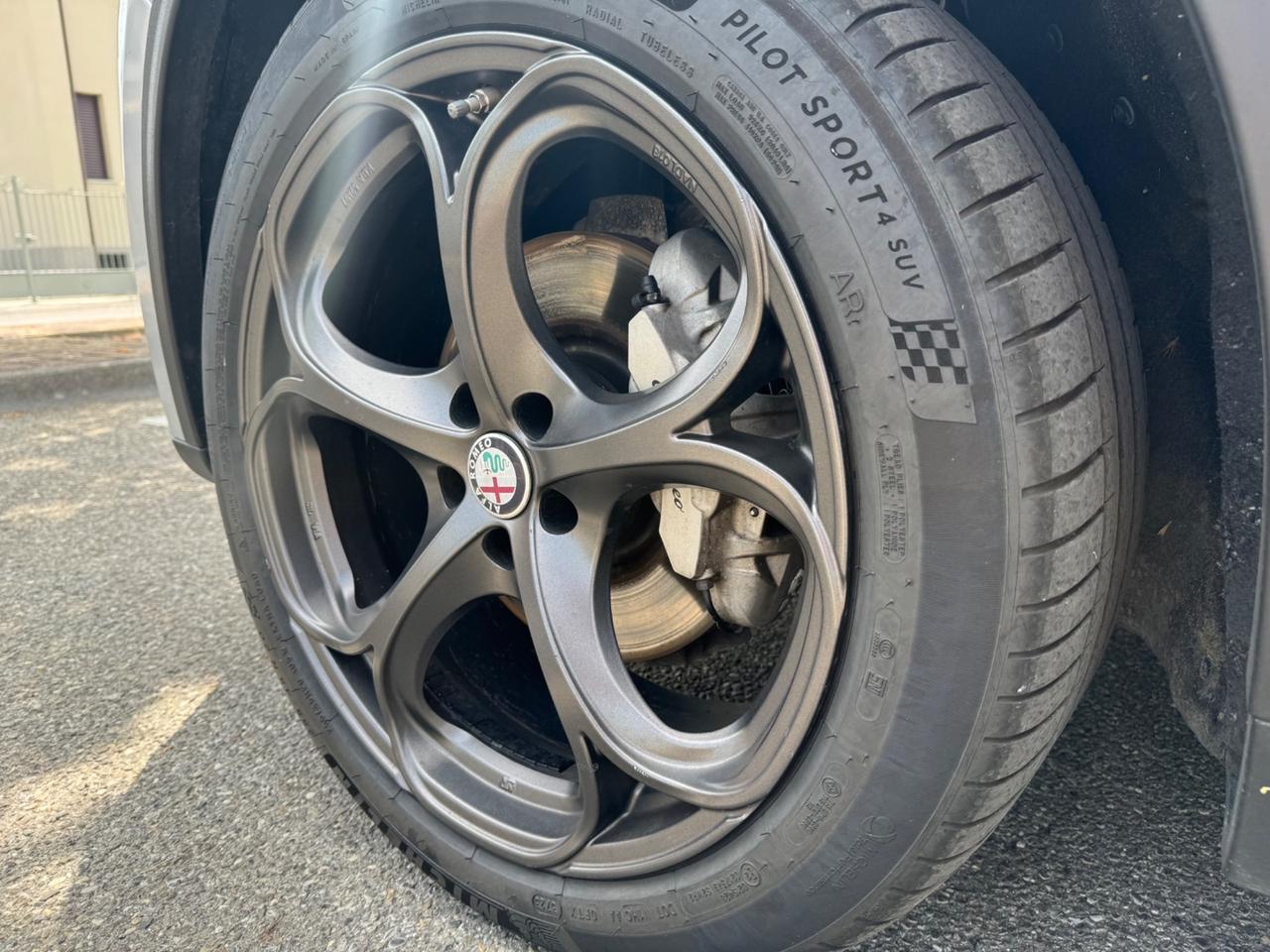 Alfa Romeo Stelvio 2.2 Executive Q4 210cv auto cerchi 20”