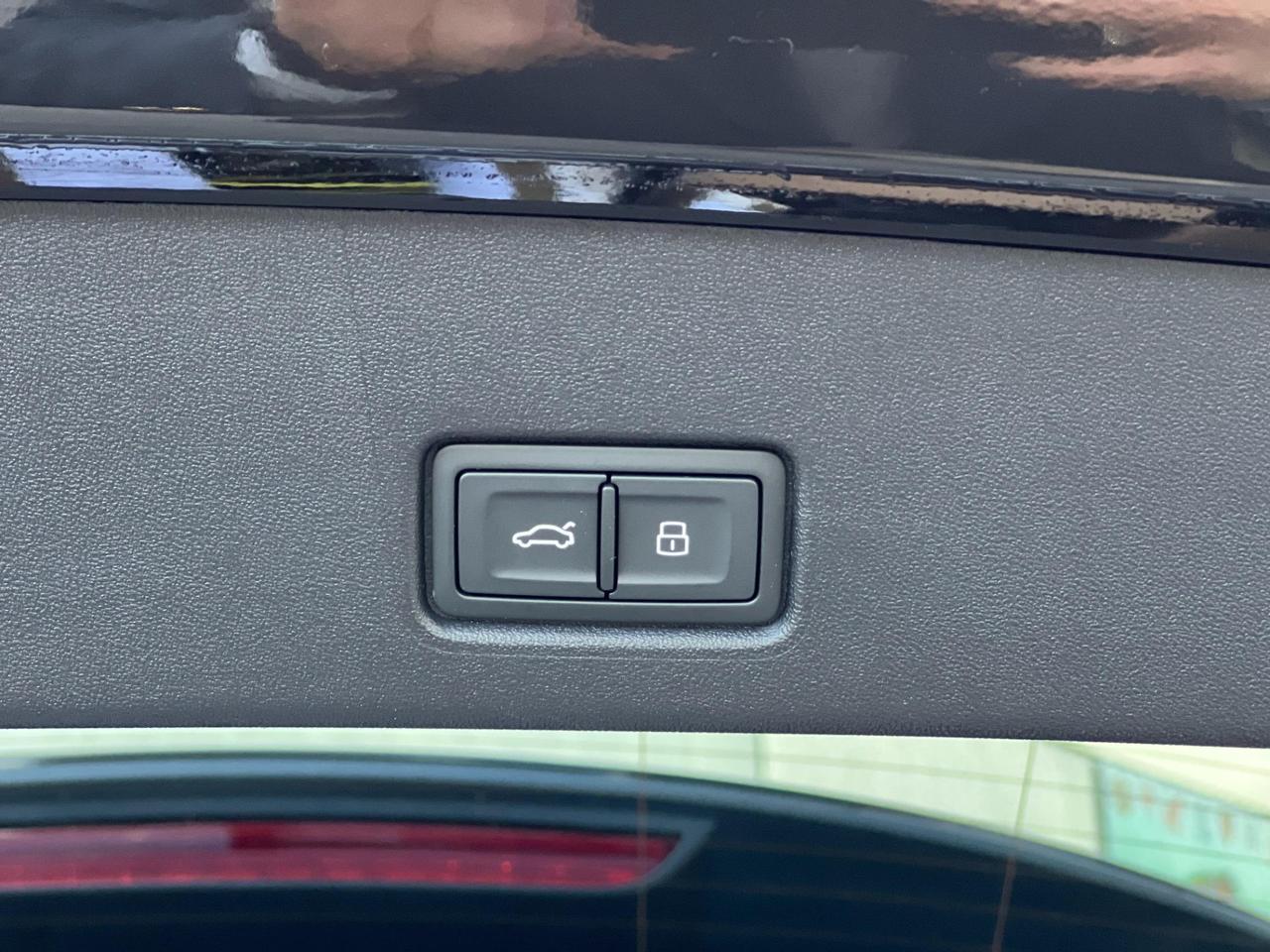 Audi Q4 e-tron 45 S line edition quattro 286cv