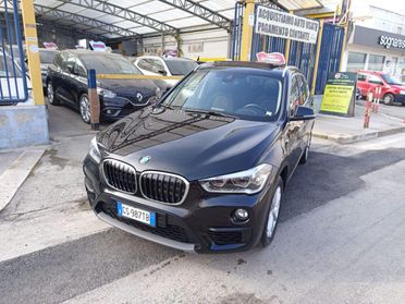 BMW X1 sDrive16d Business NAV/TETTO/RETROC