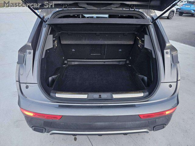 DS AUTOMOBILES DS 7 Crossback RETROCAMERA Performance Line auto TG: GP946FJ