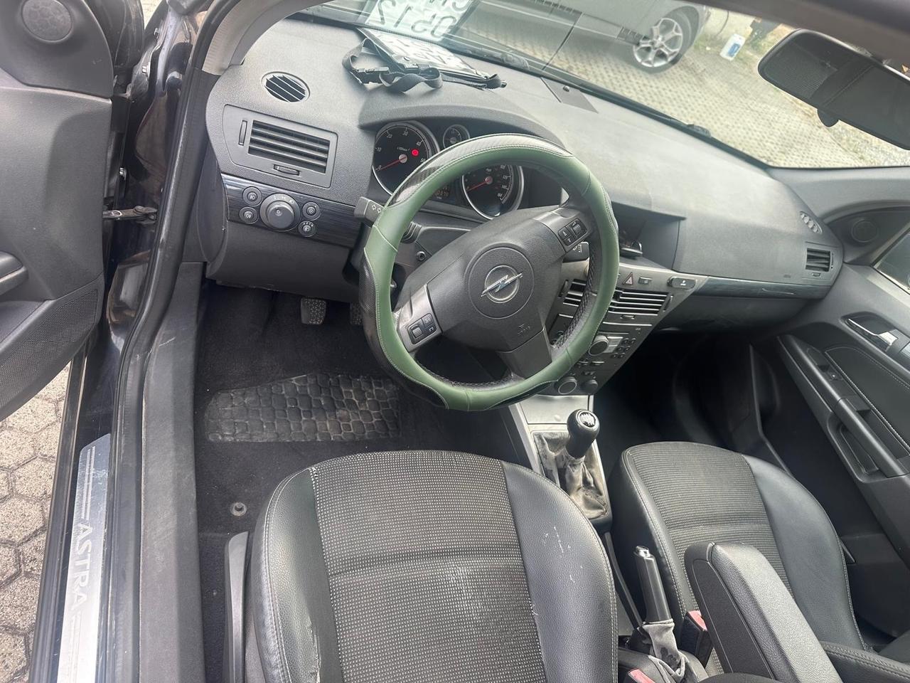 Opel Astra 1.7 CDTI 101CV Station Wagon Club