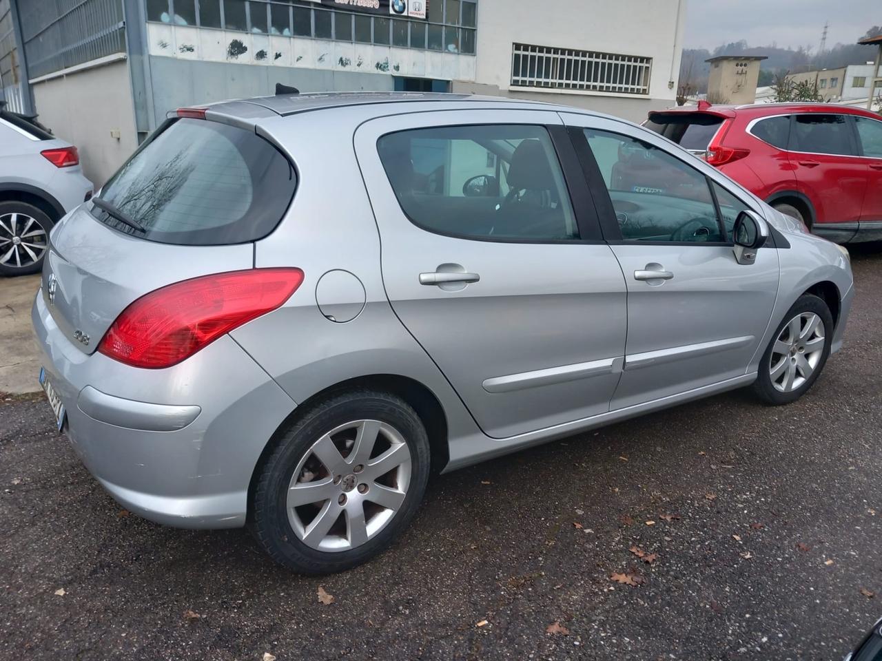 Peugeot 308 1.6 VTi 120CV 5p. Tecno