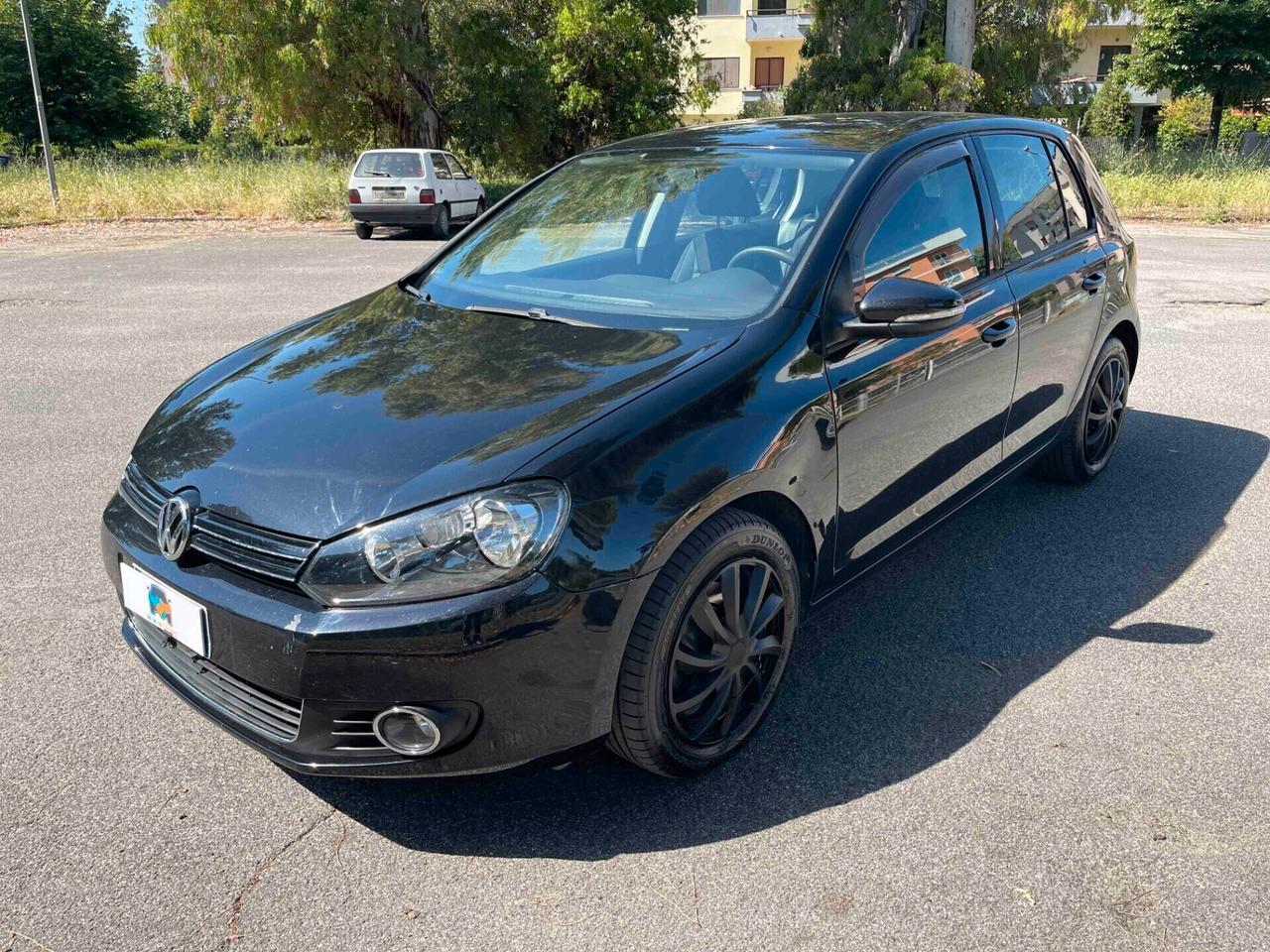 Volkswagen Golf 1.6 TDI GARANZIA 12 MESI Comfortline NEOPATENTATI DITRIBUZIONE OK GOMME NUOVE