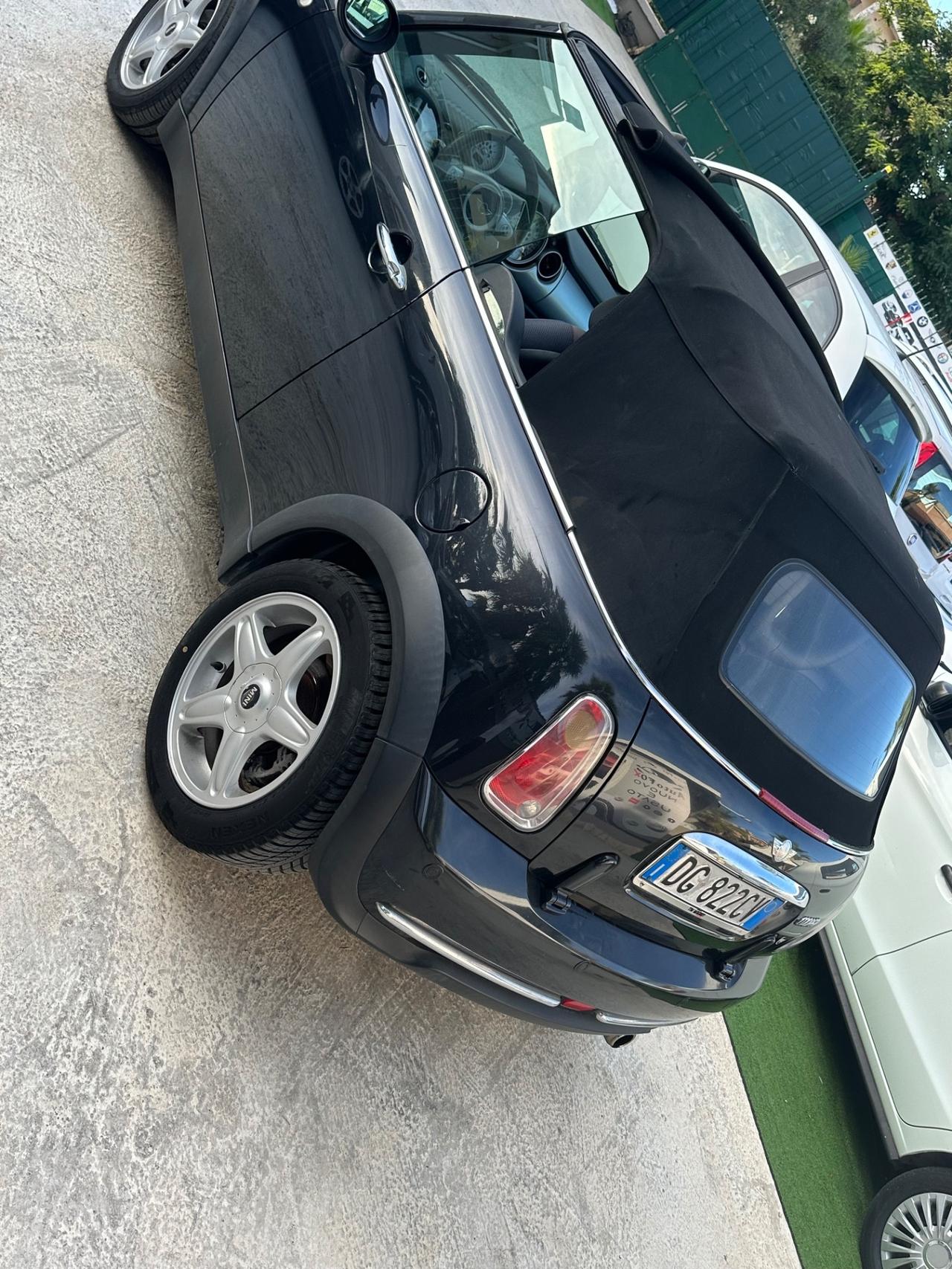Mini 1.6 16V One Sidewalk Cabrio