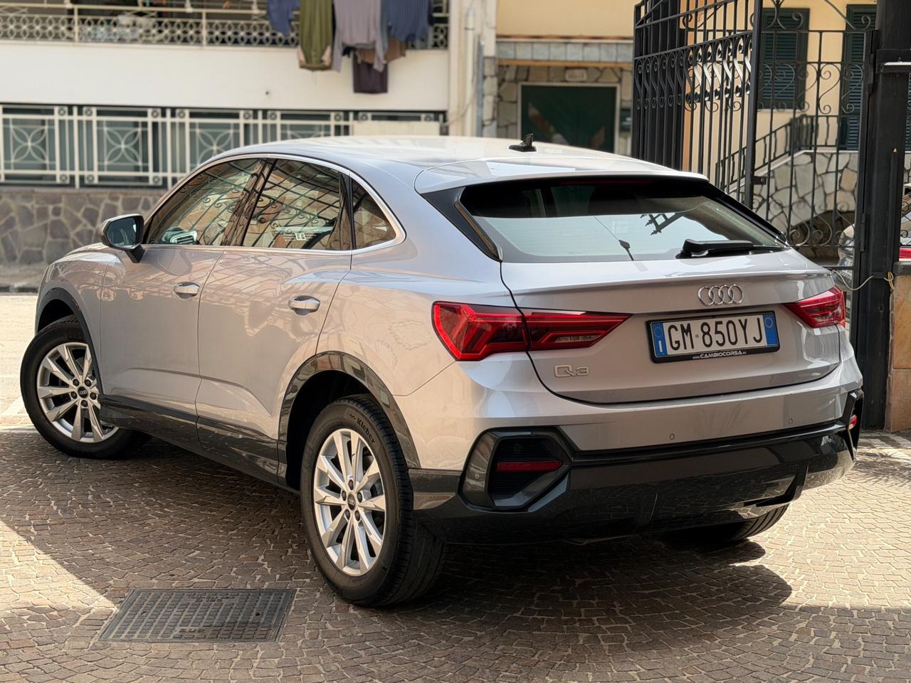 Audi Q3 35 TDI S tronic Business Advanced