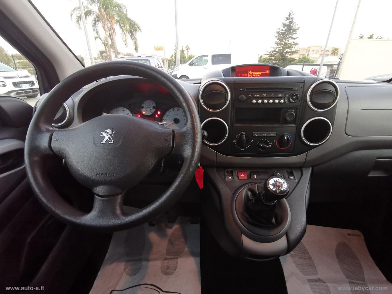 PEUGEOT Partner Tepee BlueHDi 100 Outdoor