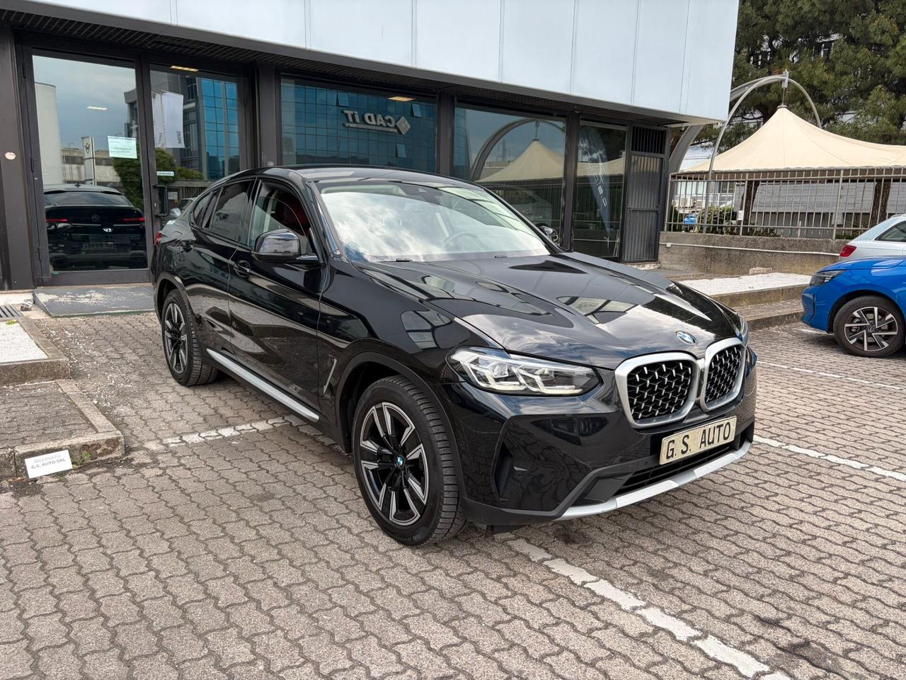 BMW X4 xdrive20d mhev 48V auto DANNO DA FURTO!!!