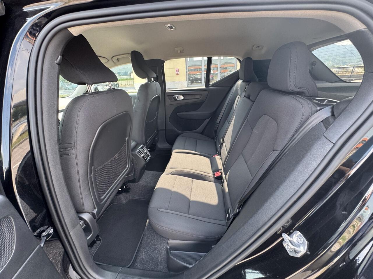 Volvo XC40 D4 AWD Momentum Pro 2.0 TDCi 190CV S&S