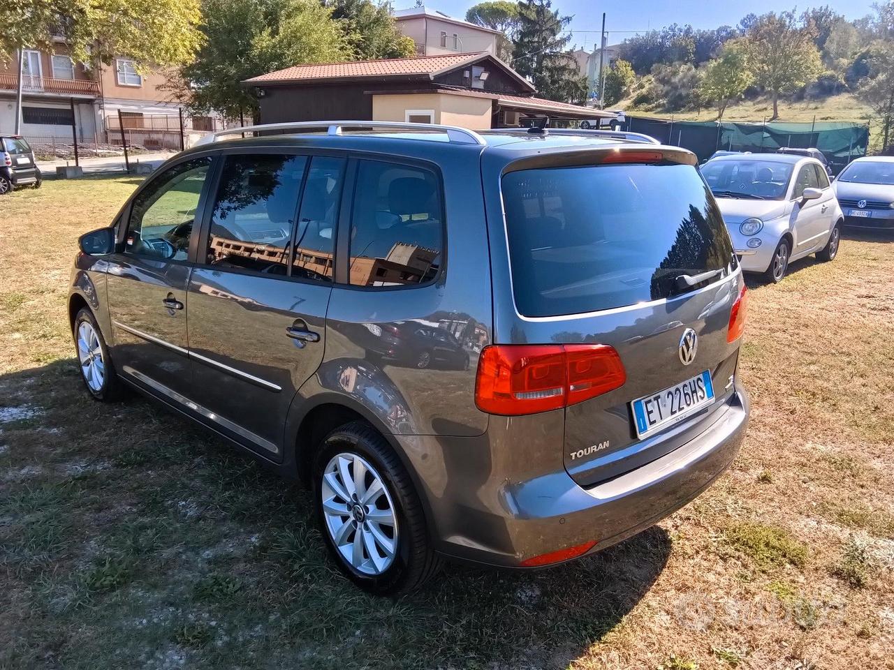 Volkswagen Touran metano