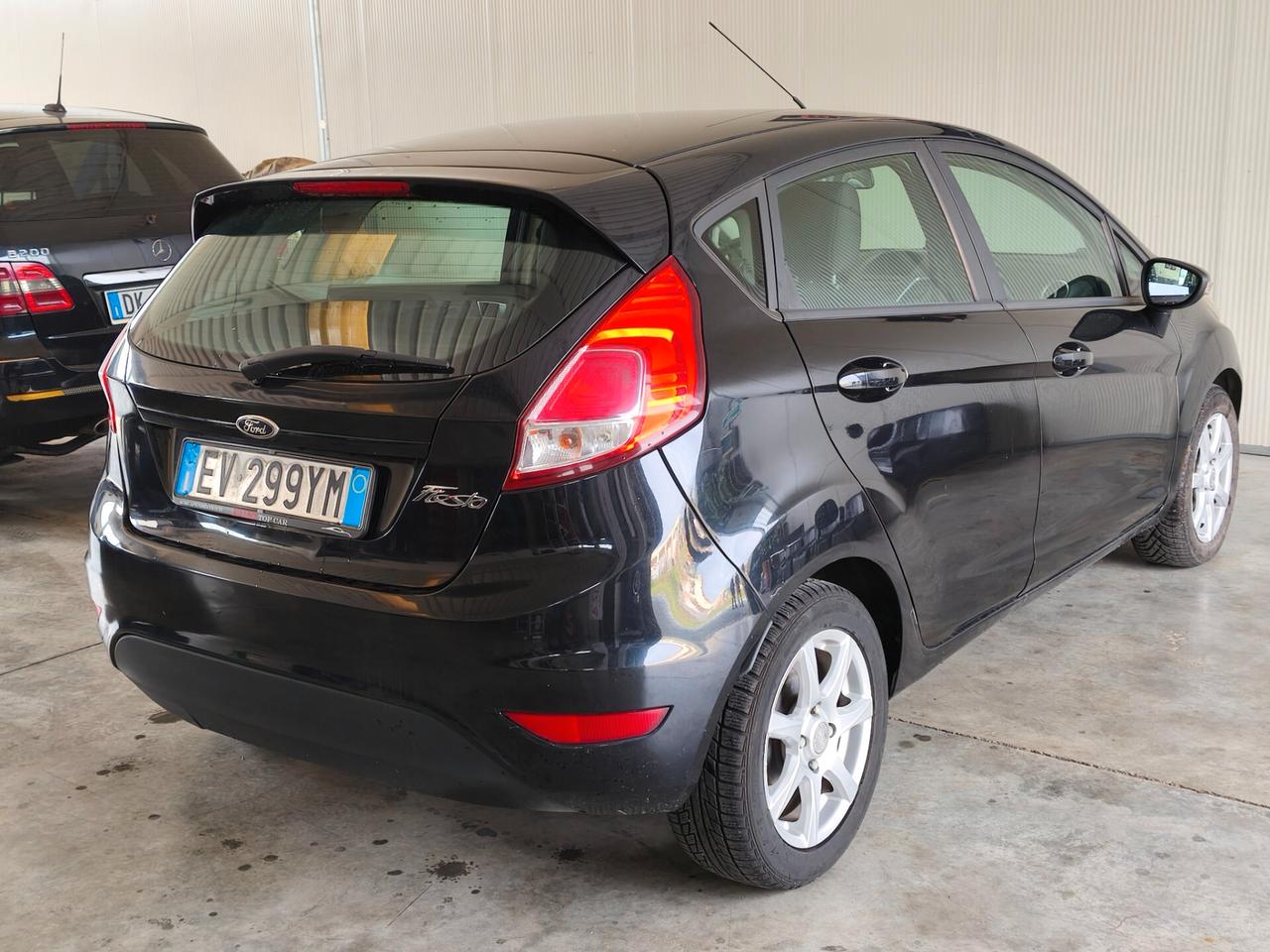 Ford Fiesta 1.5 TDCi 75CV 5 porte Business