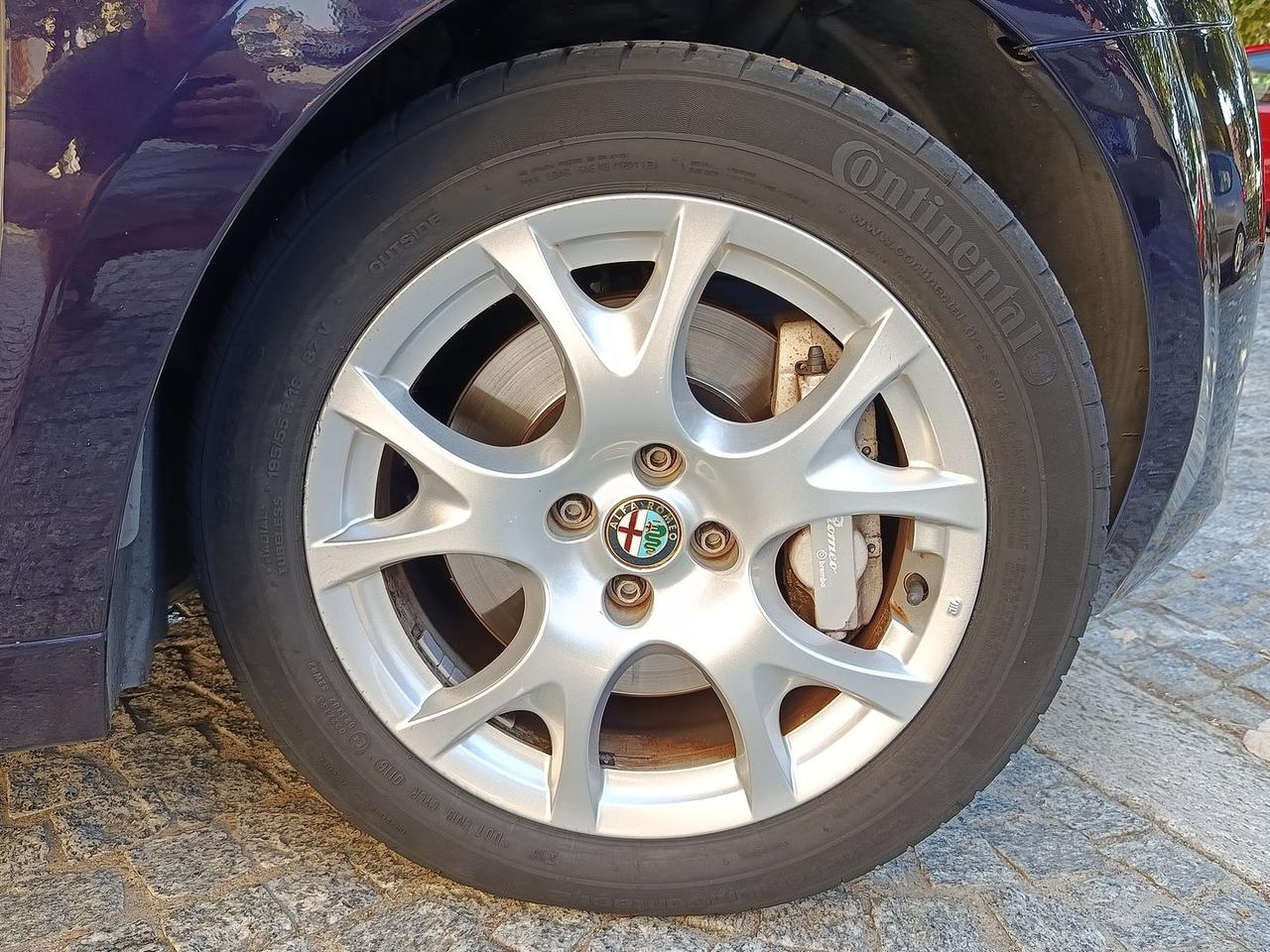 Alfa Romeo MiTo Distinctive 1.4 TB 16V MultiAir #6524