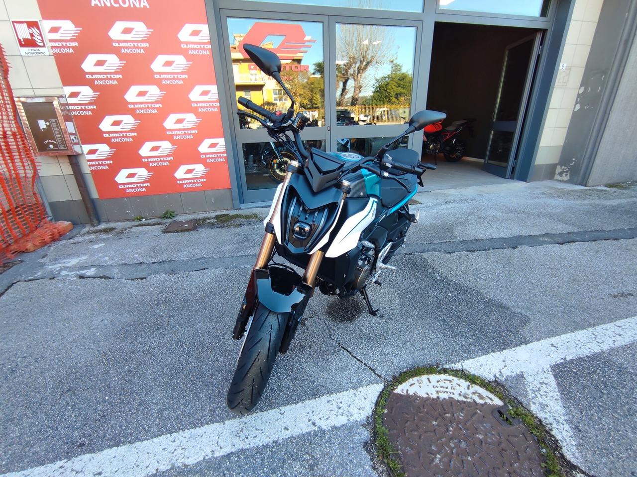 Qj Motor SRK 600