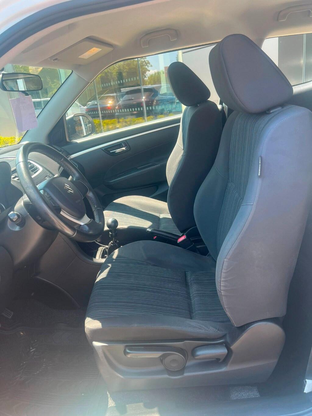 SUZUKI Swift (2010-2017) Swift 1.3 DDiS 3 porte...