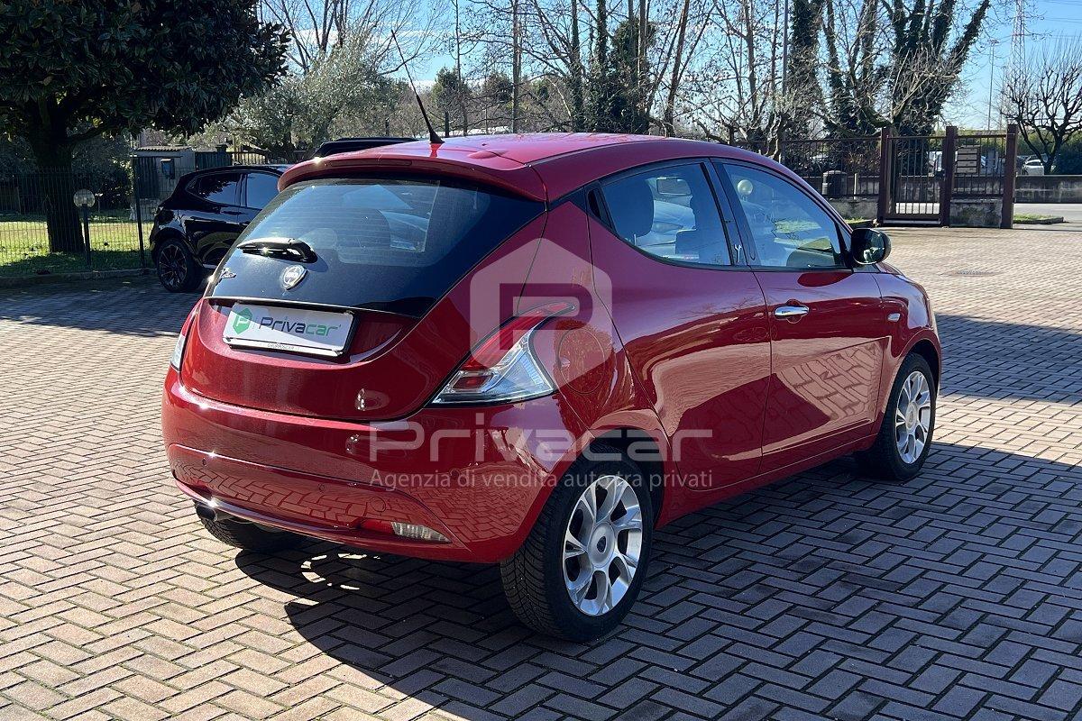 LANCIA Ypsilon 1.2 69 CV 5 porte Gold