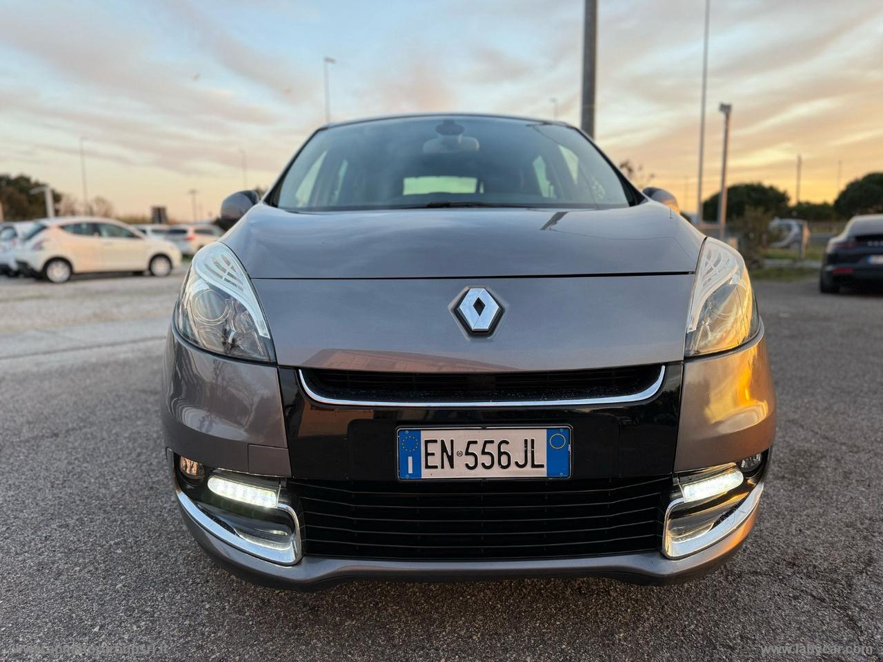 RENAULT Scénic 1.5 dCi 110 CV S&S Live