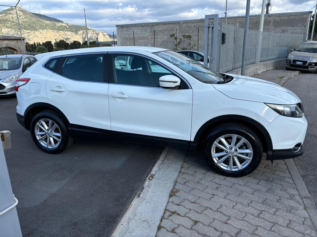 Nissan Qashqai 1.6 dCi 2WD Acenta