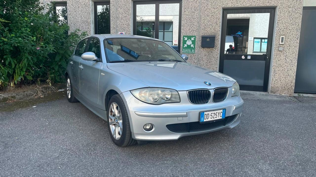 Bmw 116 116i cat 5 porte Futura