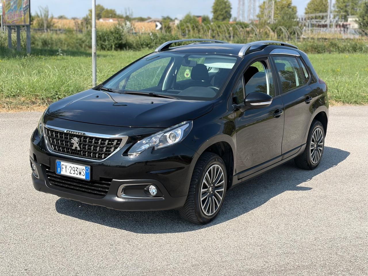 Peugeot 2008 1.2 benzina 2019 110.000km S&S Allure