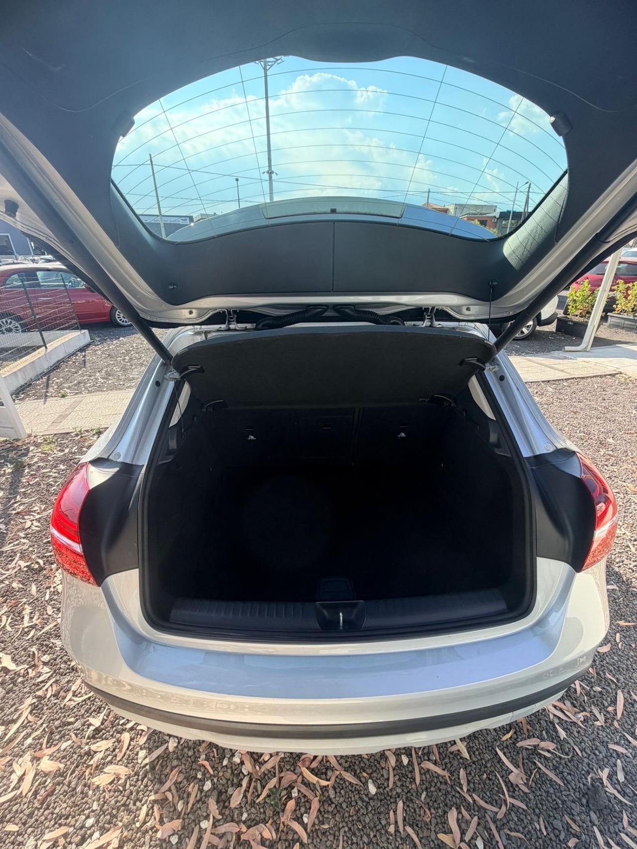 Mercedes-benz GLA 200 d Automatic 4Matic Business