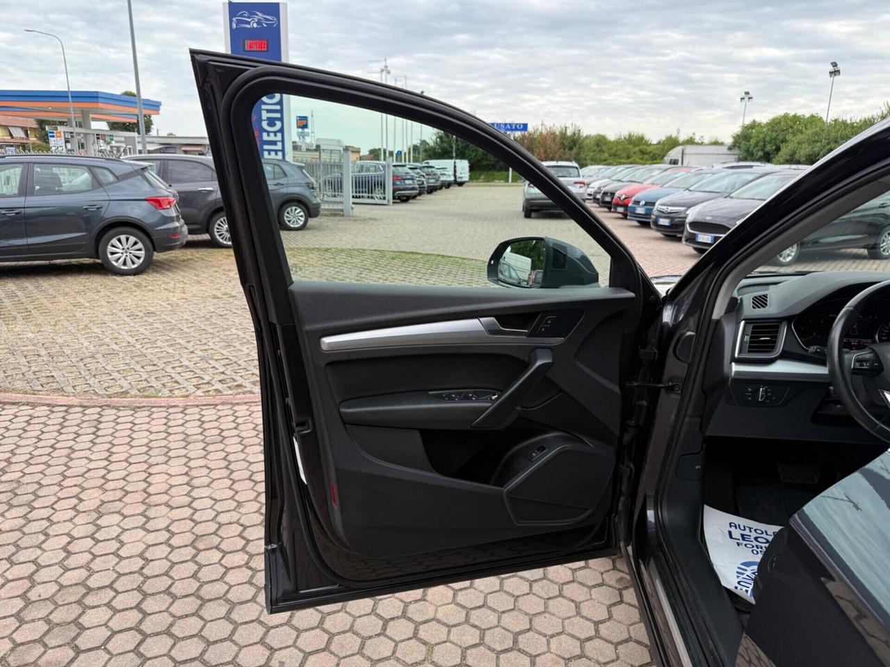Audi Q5 40 TDI S tronic Business