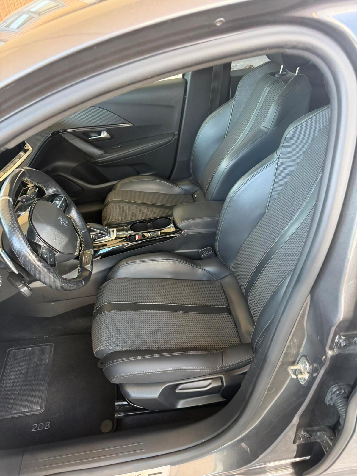 Peugeot 208 PureTech 100 Stop&Start EAT8 5 porte GT Line
