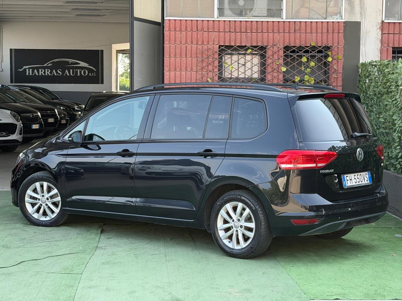 Volkswagen Touran 2.0 TDI 150 CV SCR DSG Business BlueMotion Technology
