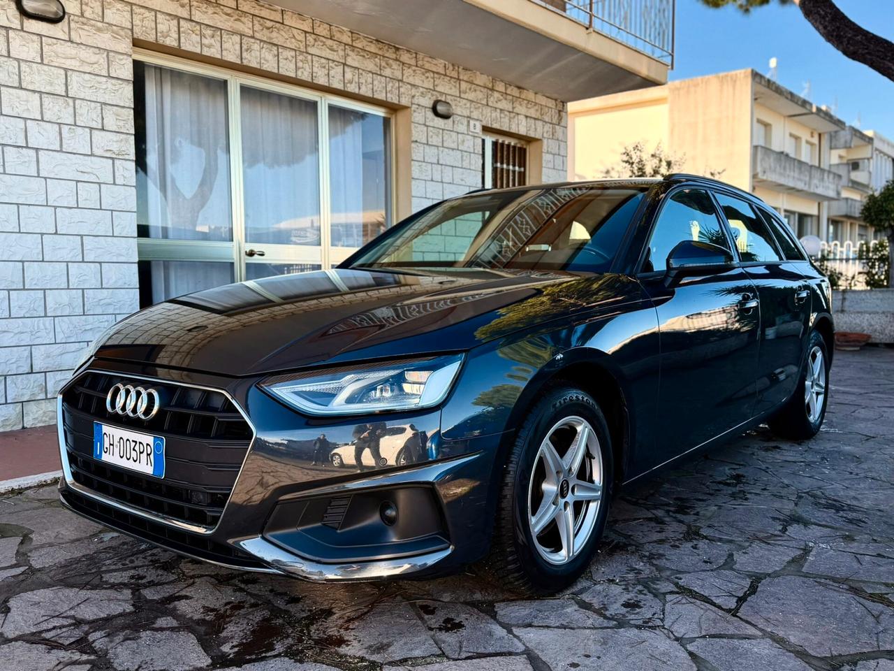 Audi A4 Avant 35 TDI/163 CV S tronic Business