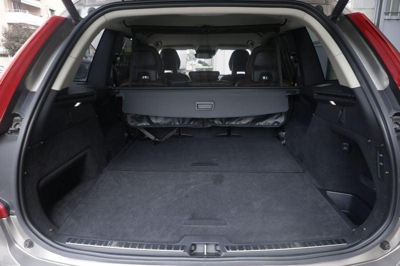 Volvo XC90 Volvo XC90 B5 (d) AWD Geartronic R-design Unicoproprietario