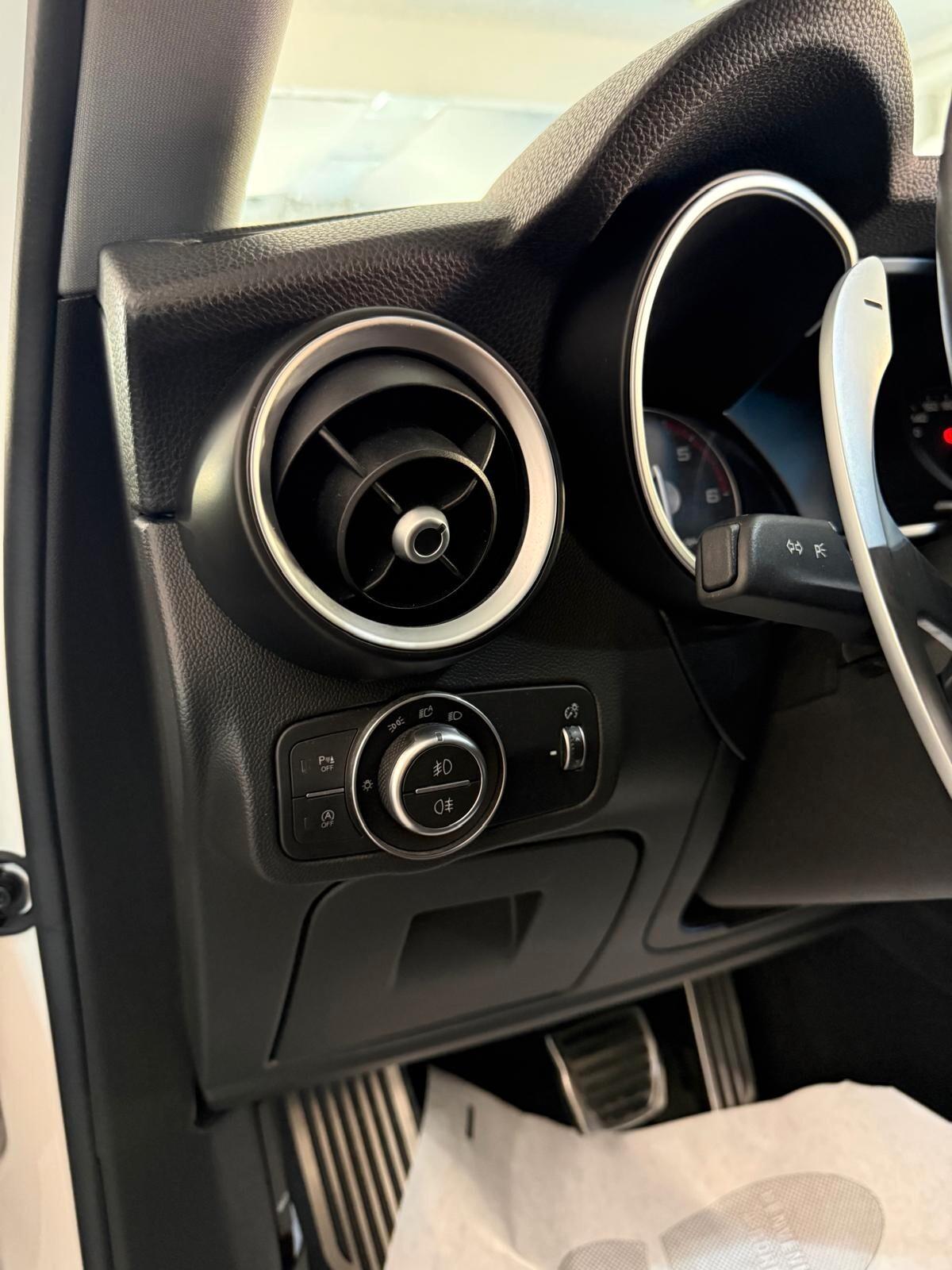 Alfa Romeo Stelvio 2.2 190 CV AT8 Q4 Sprint